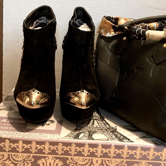 Women Vintage shoes - Picture 2 of 4